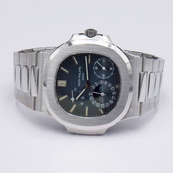 Patek Philippe Nautilus 5712/1A-001